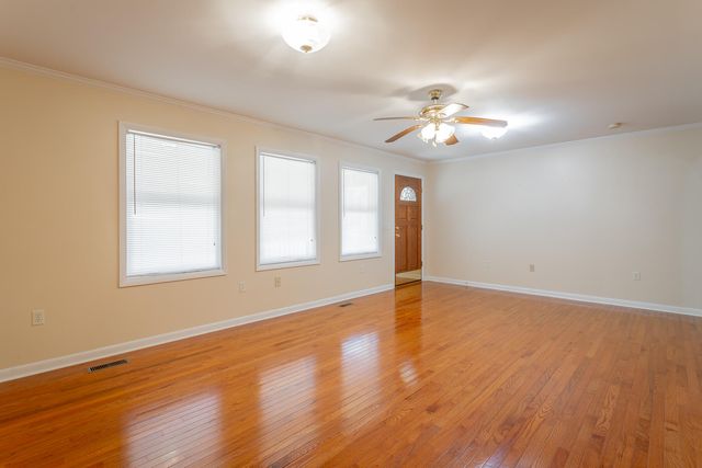 519 Hargiss Cove Road, South Pittsburg, TN 37380