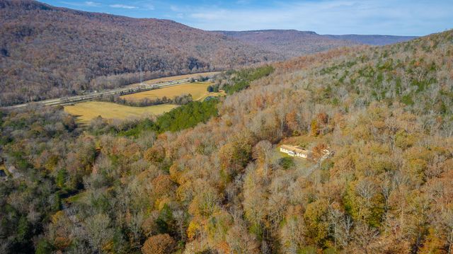 519 Hargiss Cove Road, South Pittsburg, TN 37380
