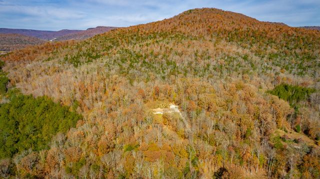 519 Hargiss Cove Road, South Pittsburg, TN 37380