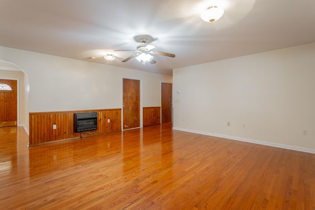 519 Hargiss Cove Road, South Pittsburg, TN 37380