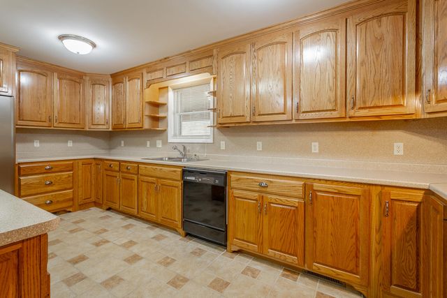 519 Hargiss Cove Road, South Pittsburg, TN 37380