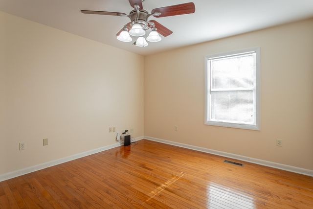 519 Hargiss Cove Road, South Pittsburg, TN 37380