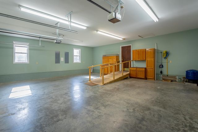 519 Hargiss Cove Road, South Pittsburg, TN 37380