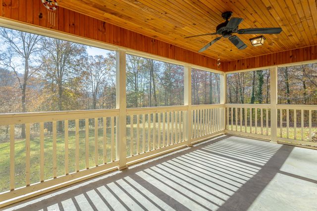 519 Hargiss Cove Road, South Pittsburg, TN 37380