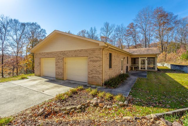 519 Hargiss Cove Road, South Pittsburg, TN 37380