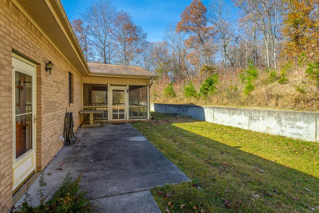 519 Hargiss Cove Road, South Pittsburg, TN 37380