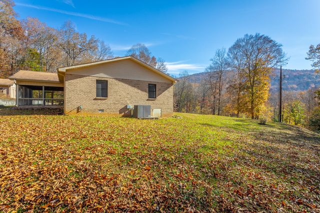 519 Hargiss Cove Road, South Pittsburg, TN 37380