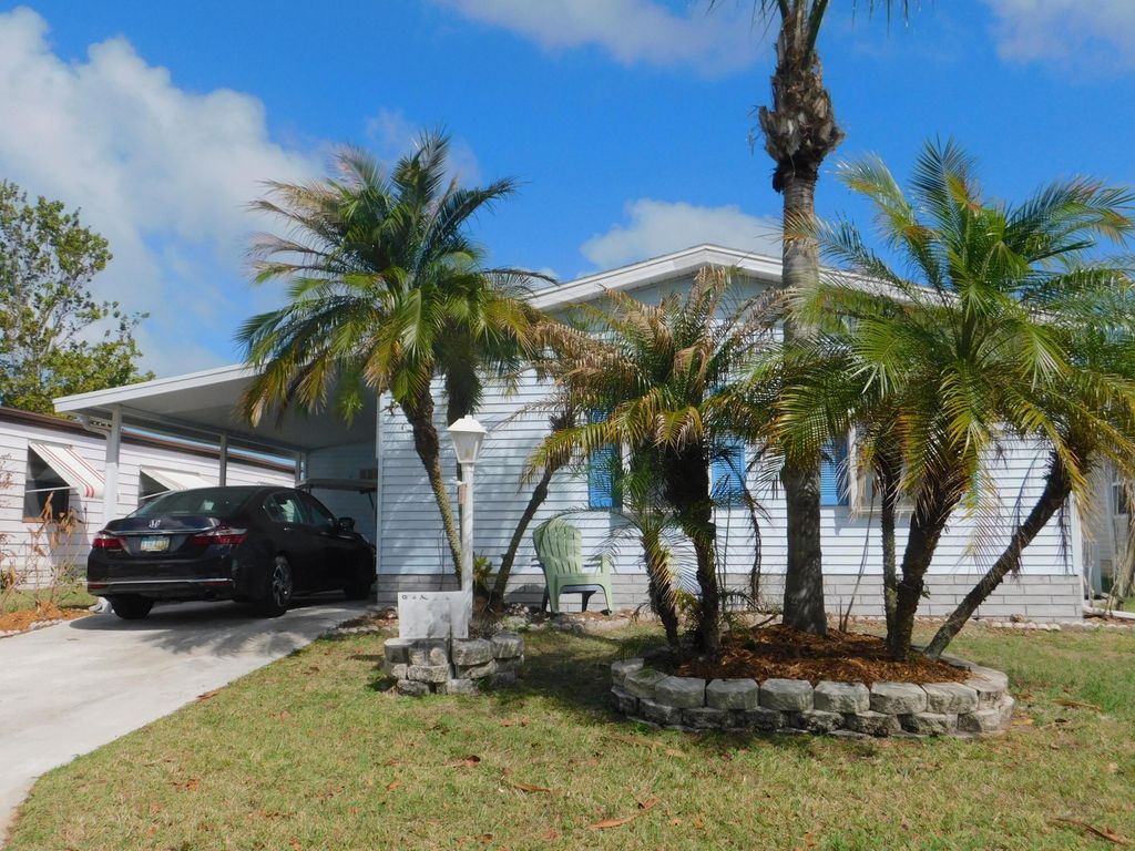 5650 Hemingway Court 9, Fort Pierce, FL 34982