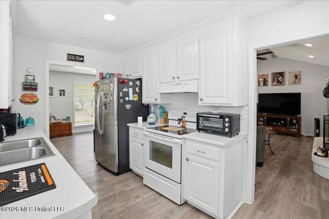 3683 Wilcox Drive, Pearl, MS 39208