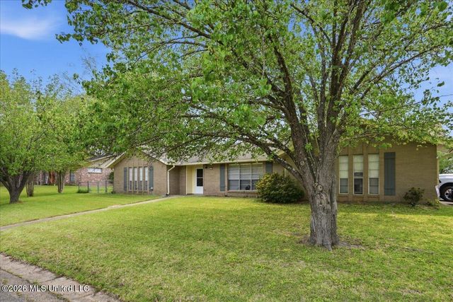 3683 Wilcox Drive, Pearl, MS 39208