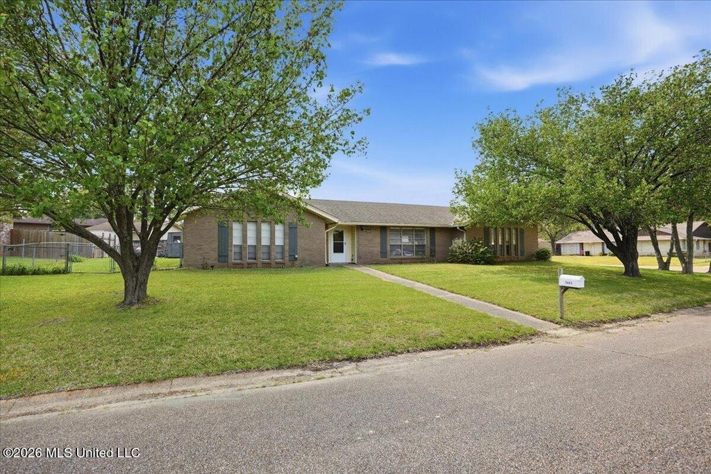 3683 Wilcox Drive, Pearl, MS 39208