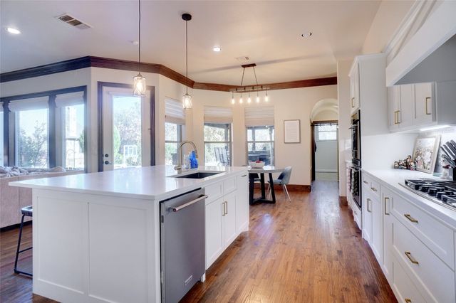 3333 Clubview Drive, Denton, TX 76226