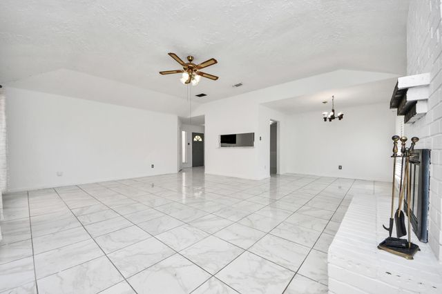 20121 Cottonglade Lane, Humble, TX 77338