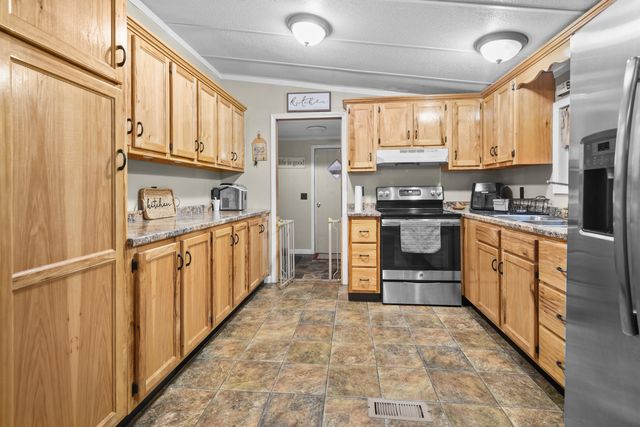 334 Vina Brown Road, Stearns, KY 42647