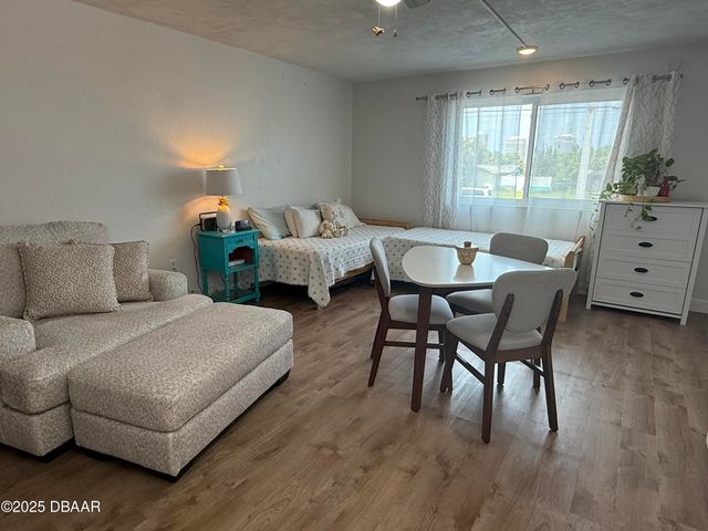 2711 N Halifax Ave Apt 288, Daytona Beach, FL 32118