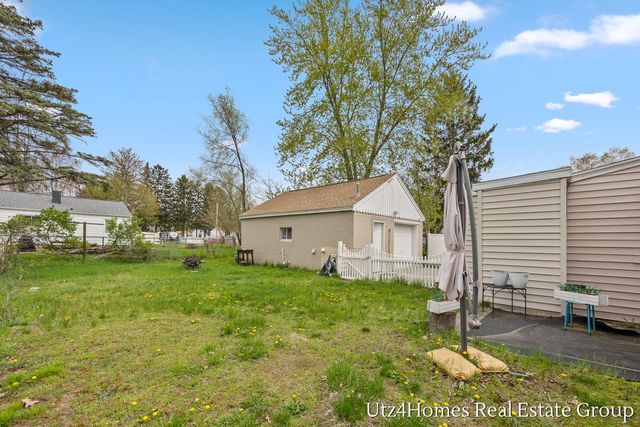 1136 Wilson Court, Norton Shores, MI 49441