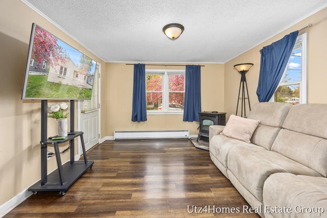 1136 Wilson Court, Norton Shores, MI 49441