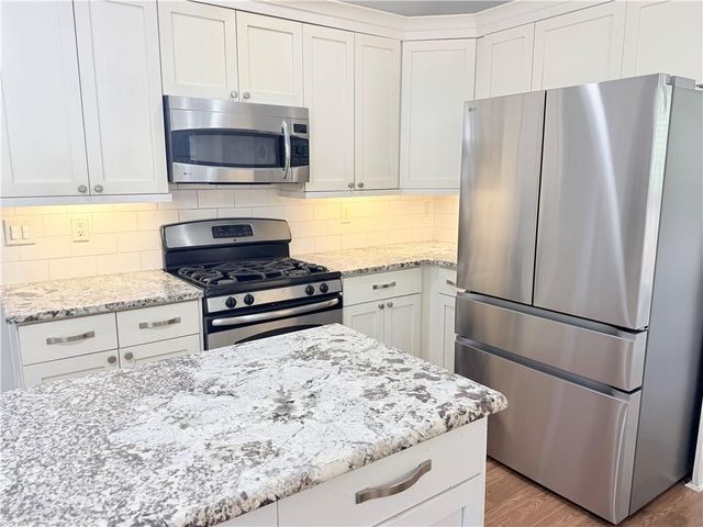 6730 Wolford Court, Johns Creek, GA 30097