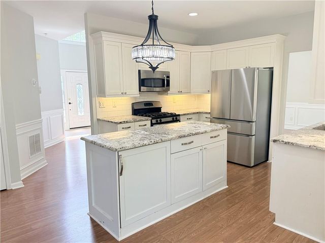 6730 Wolford Court, Johns Creek, GA 30097