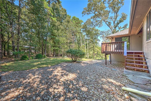1 Newent Lane, Bella Vista, AR 72714