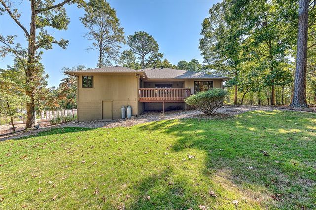 1 Newent Lane, Bella Vista, AR 72714