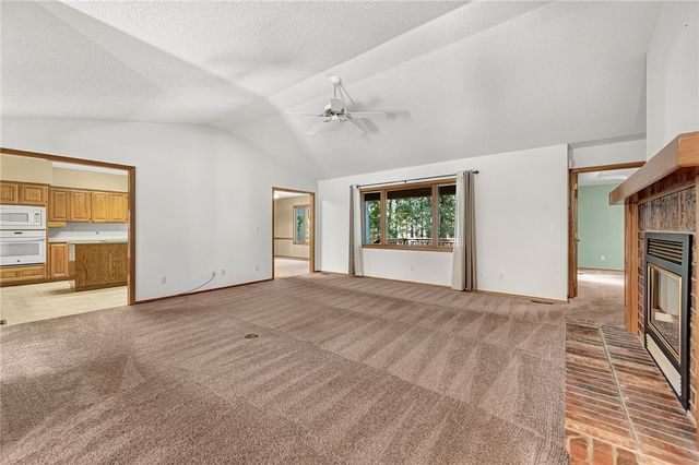 1 Newent Lane, Bella Vista, AR 72714