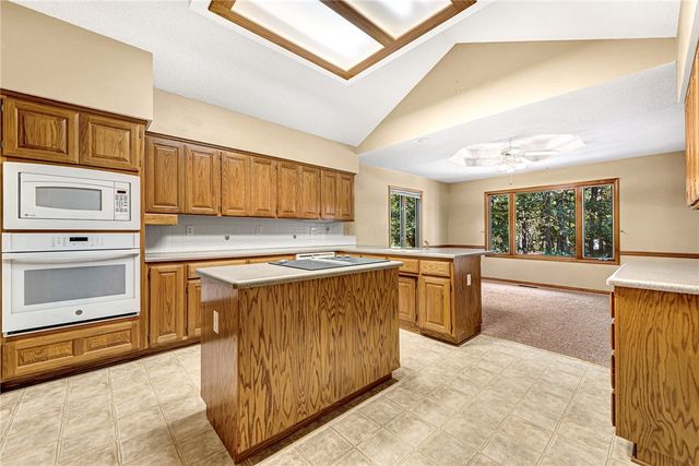 1 Newent Lane, Bella Vista, AR 72714