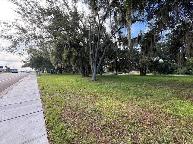 1130 MCNAMEE ST HWY 441 HIGHWAY, Leesburg, FL 34748