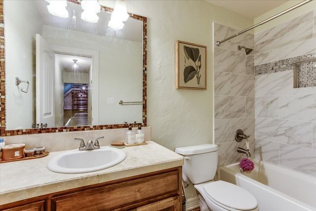 30 Tananger Springs Drive, Denison, TX 75021