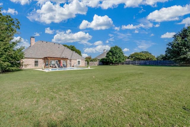 30 Tananger Springs Drive, Denison, TX 75021
