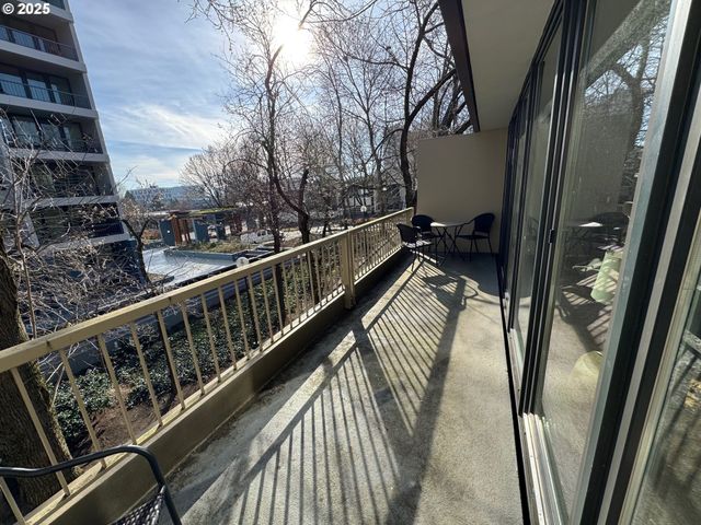 255 Sw HARRISON St, Portland, OR 97201