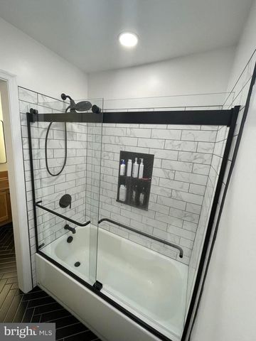 54 KNOLL DRIVE, Clementon, NJ 08021