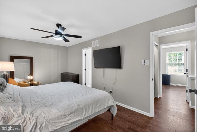 54 KNOLL DRIVE, Clementon, NJ 08021