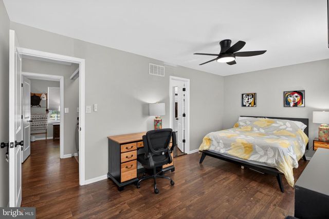 54 KNOLL DRIVE, Clementon, NJ 08021
