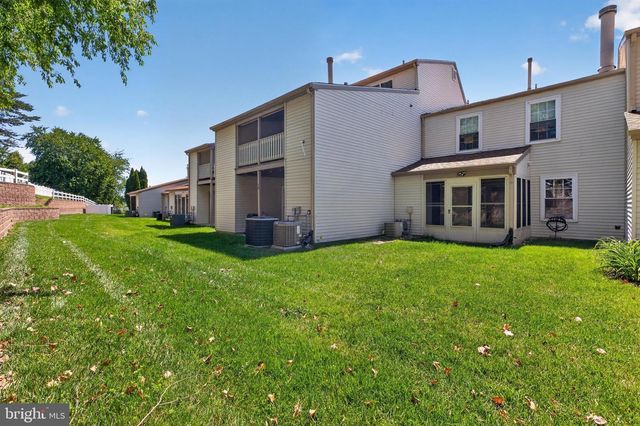 54 KNOLL DRIVE, Clementon, NJ 08021