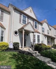 54 KNOLL DRIVE, Clementon, NJ 08021