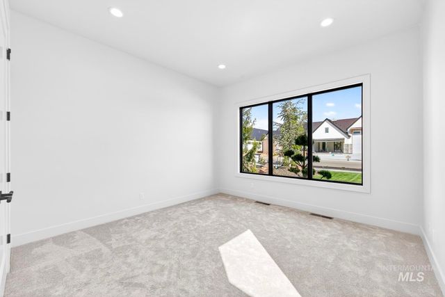 3617 N Harvest Moon, Eagle, ID 83616