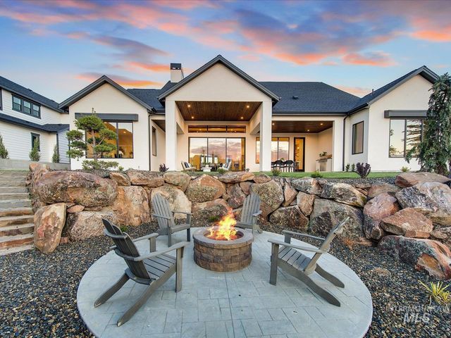 3617 N Harvest Moon, Eagle, ID 83616