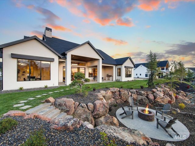 3617 N Harvest Moon, Eagle, ID 83616