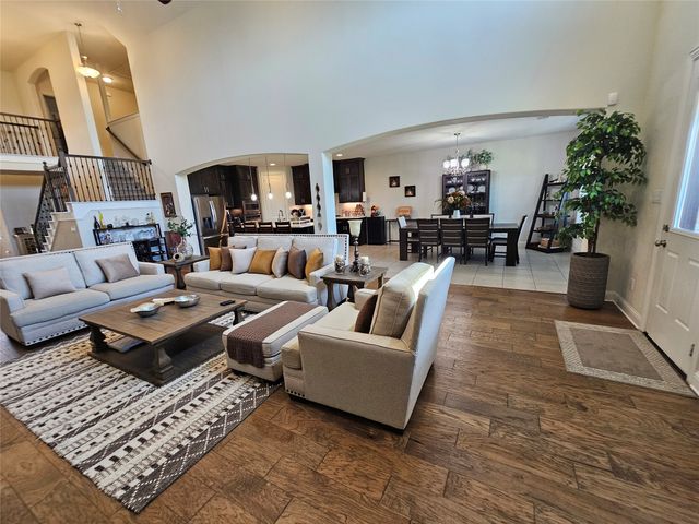 1505 Hudson Drive, Ennis, TX 75119