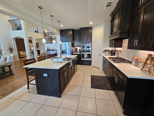 1505 Hudson Drive, Ennis, TX 75119