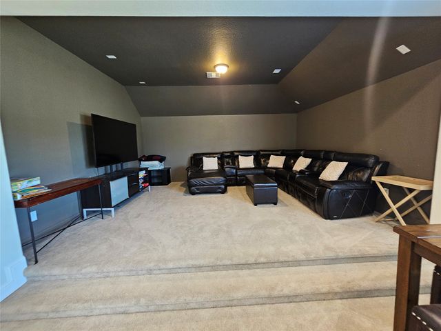 1505 Hudson Drive, Ennis, TX 75119