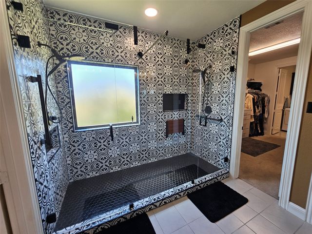 1505 Hudson Drive, Ennis, TX 75119