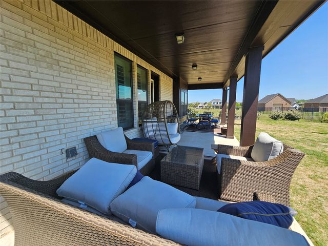 1505 Hudson Drive, Ennis, TX 75119