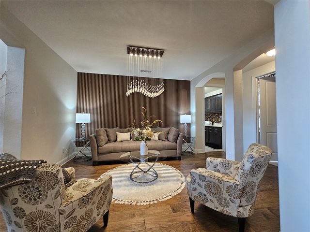 1505 Hudson Drive, Ennis, TX 75119