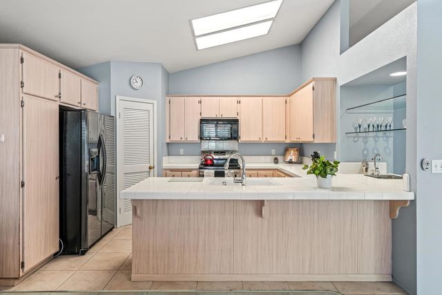42635 Adalin Way, Palm Desert, CA 92211
