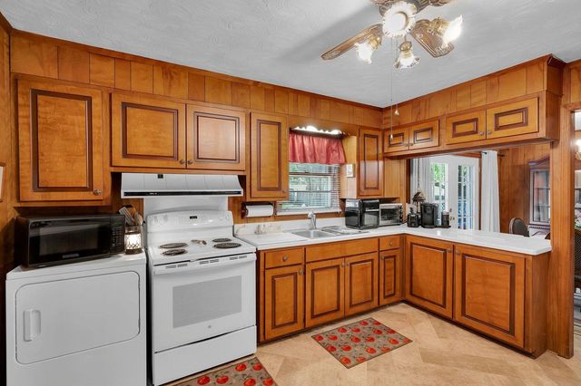 2899 Stone Station Road, Roebuck, SC 29376