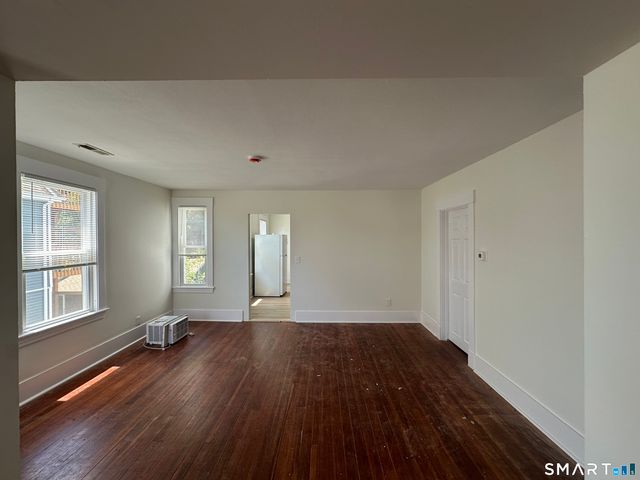 101 Riverview Avenue 2, New London, CT 06320