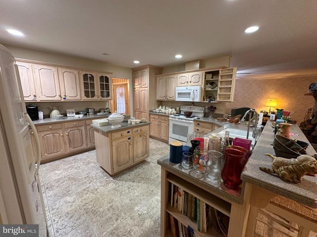 11354 BROOKDALE DRIVE, Waynesboro, PA 17268