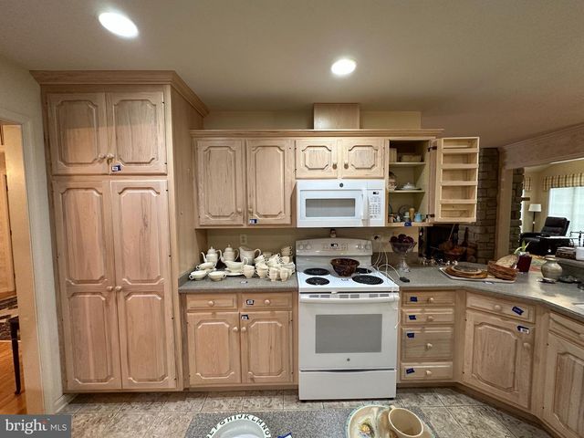 11354 BROOKDALE DRIVE, Waynesboro, PA 17268